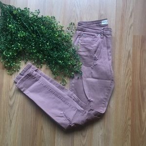 NWT High waisted dusty rose distressed pants 🌸
